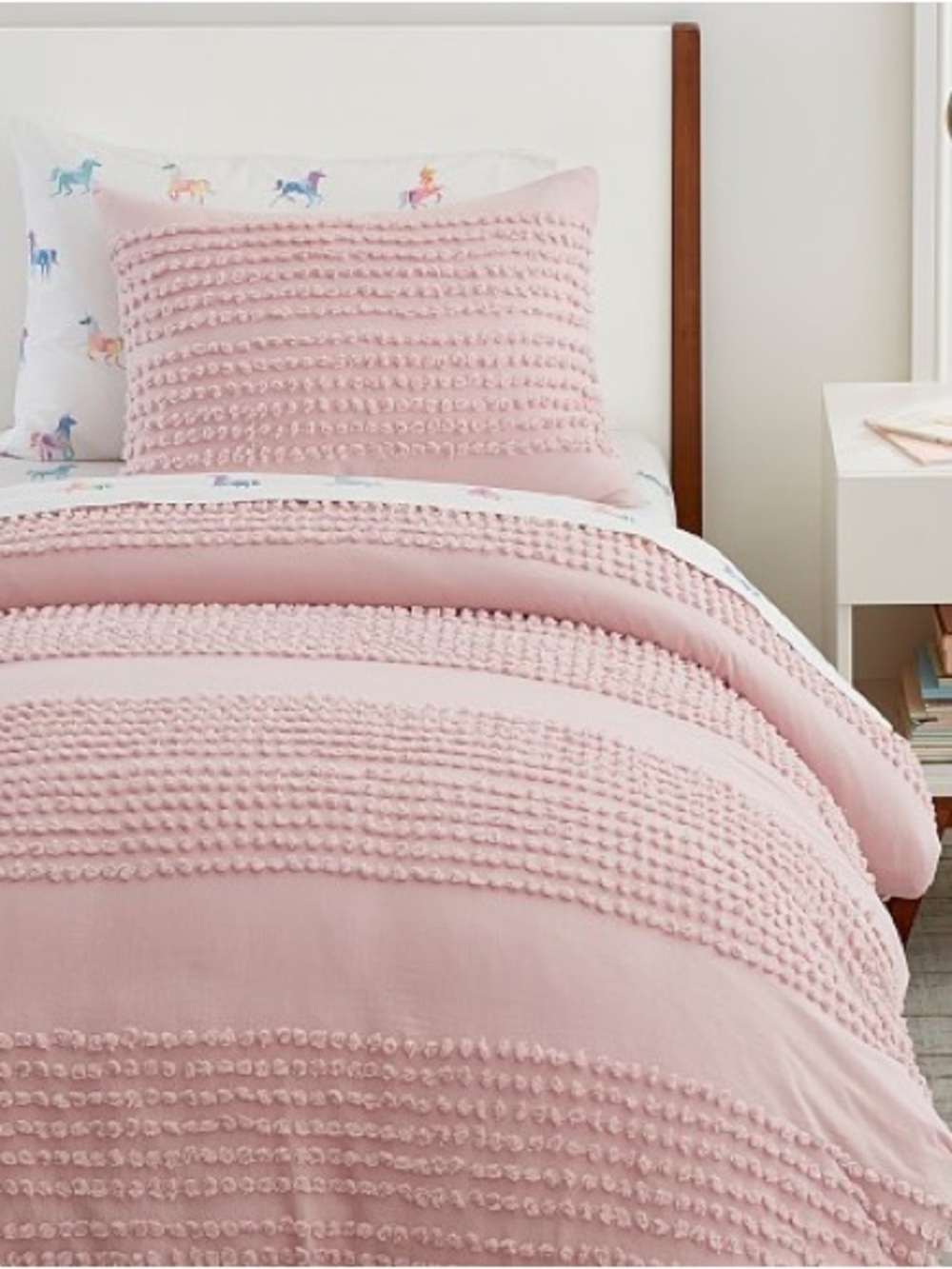 Pottery Barn Kids Candlewick Organic Duvet Cover in Blush Pink - Picture 2 of 2